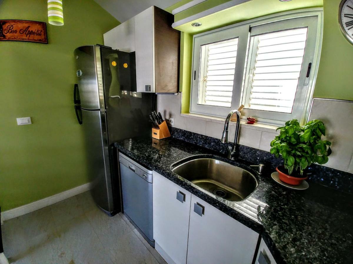 Beautiful 2 Bedroom 2 Bathroom Sea View, Free Parking Dubrovnik Kültér fotó